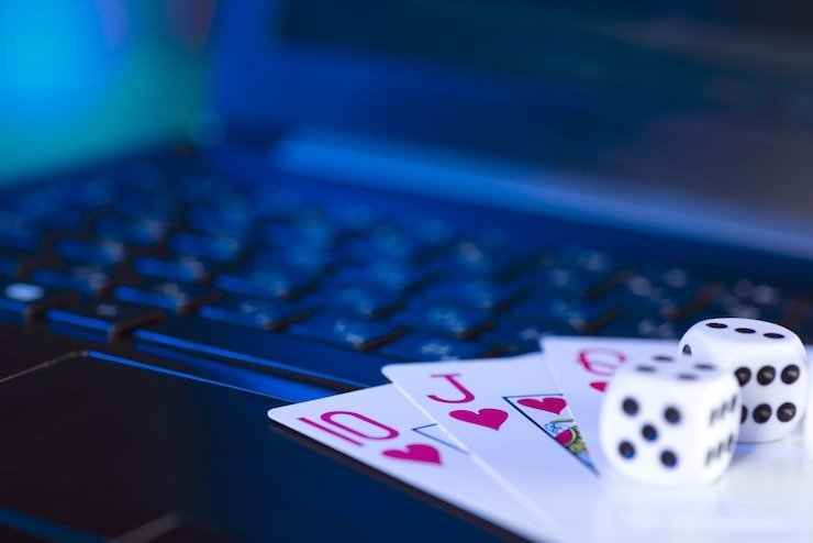 Craps ওভার দ্য ড্রাগন গেটের কার্ড টেবিল ও ড্রাগন থিম